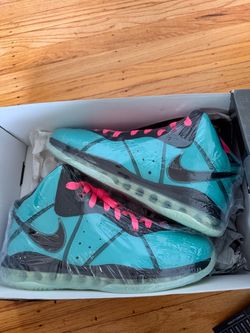 Nike LeBron VIII QS Retro – Black/Pink Flash/Rose