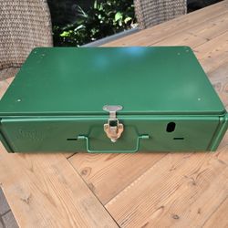 Coleman Camping Stove.  ( Vintage  )