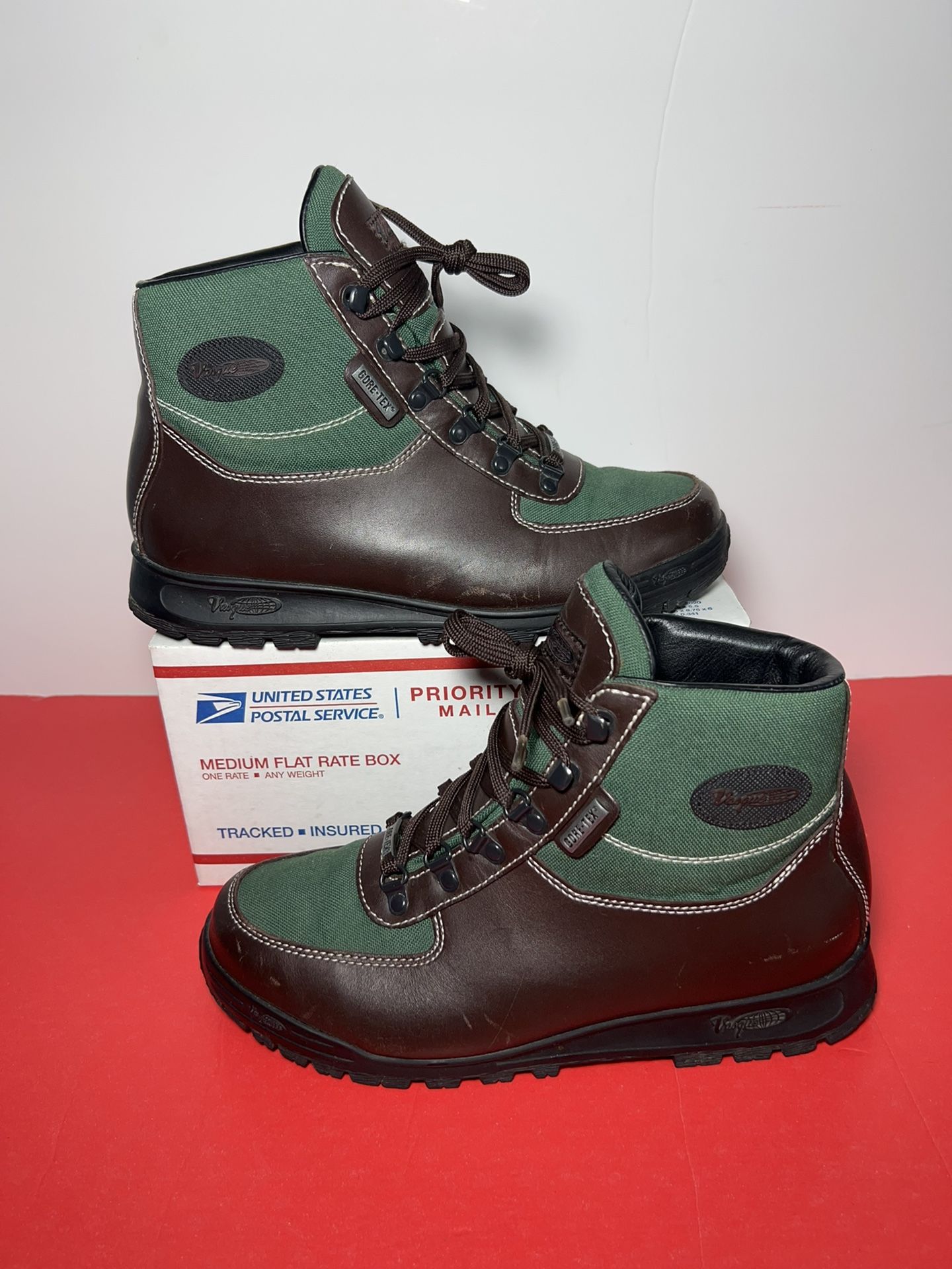 VASQUE Skywalk Vintage Hiking Boots Gore-Tex Brown Leather Green Men’s Size 8
