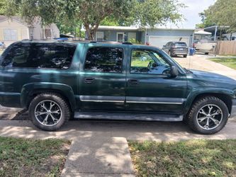2004 Chevrolet Suburban