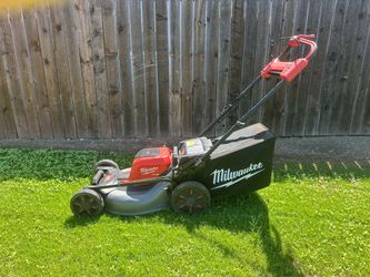 Milwaukee Mower m18