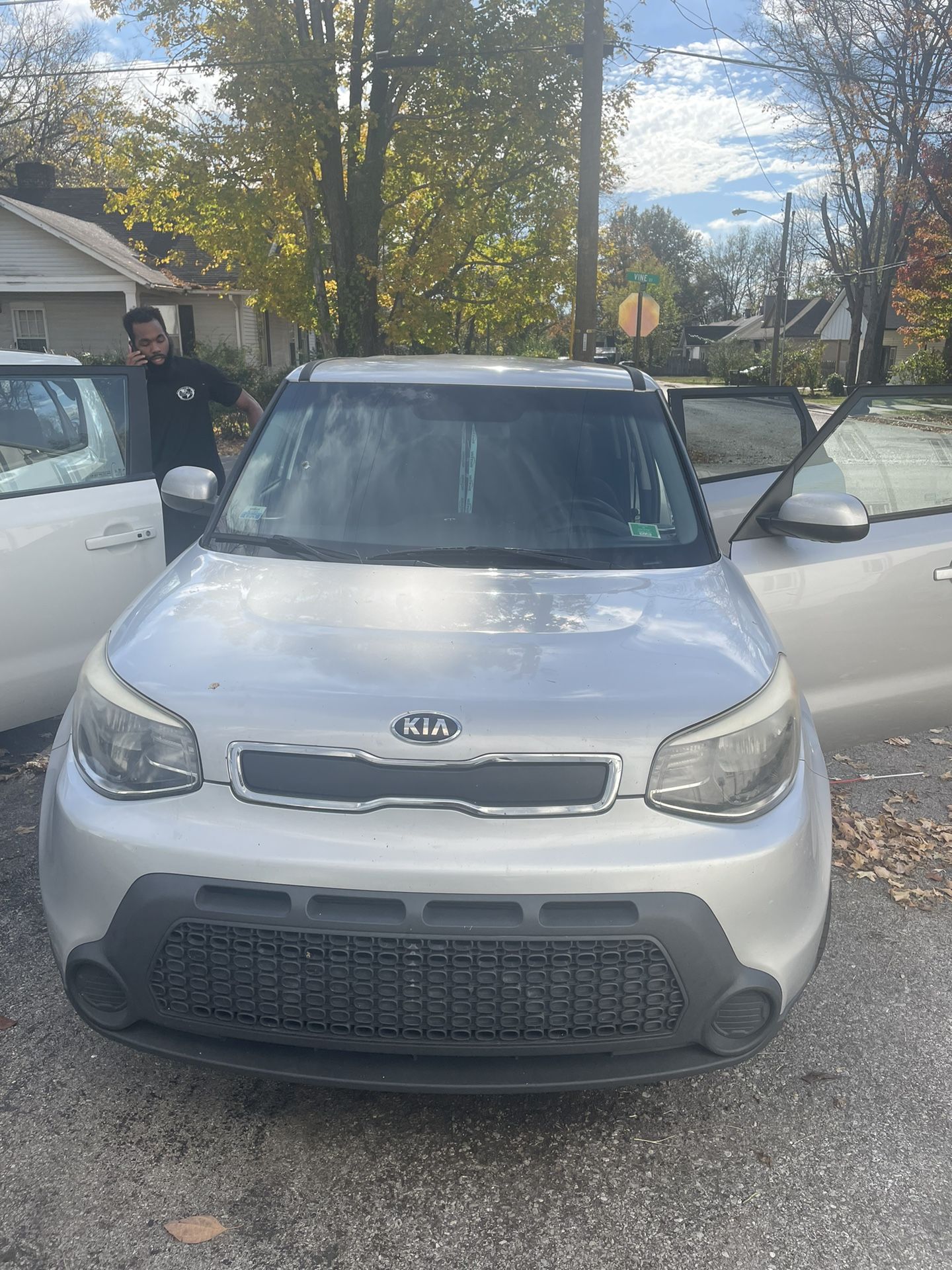 AS IS* Damaged Back Side. 2015 KIA SOUL