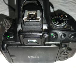 Nikon DX