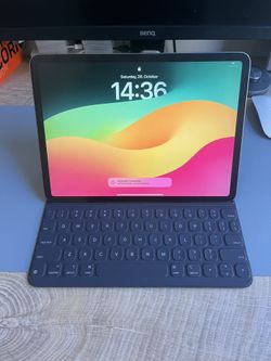 Apple Smart Keyboard Folio (for iPad Pro 11-inch, US English