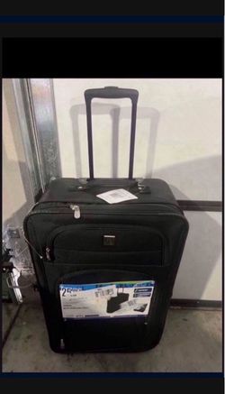 Medium luggage brand new $$80