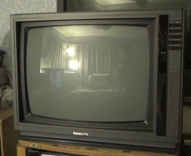 19" Panasonic CRT TV in beautiful condition