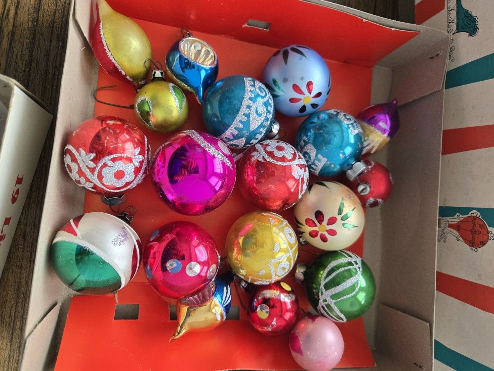 18 Small Medium Glass Aluminum Colorful Ornaments 