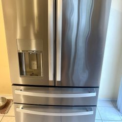 GE French Door Refrigerator 