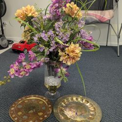 Flower Vas With Decoration 
