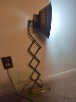 Beautiful Vintage Lamp Great Condition