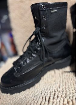 Danner Tactical Boots (9.5 Men)