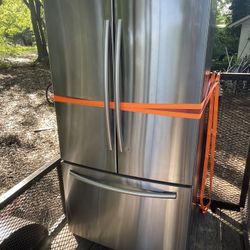 Samsung Refrigerator - Perfect Working Order
