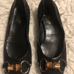 END OF YEAR SALE-Gucci Flats Sz 6B $200 Obo