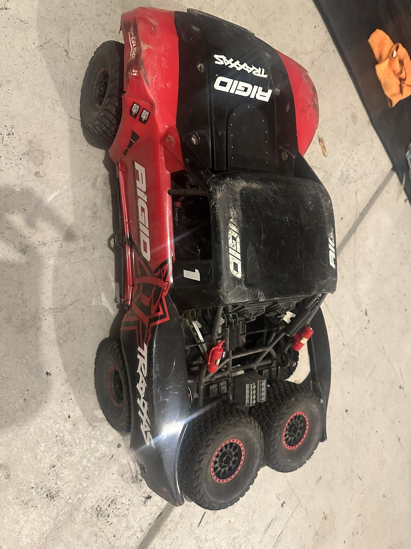 Udr Traxxas