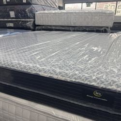 KING SIZE SERTA PERFECT SLEEPER (FIRM) MATTRESS & BOX SPRINGS BED SET