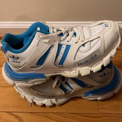Balenciga Shoes 