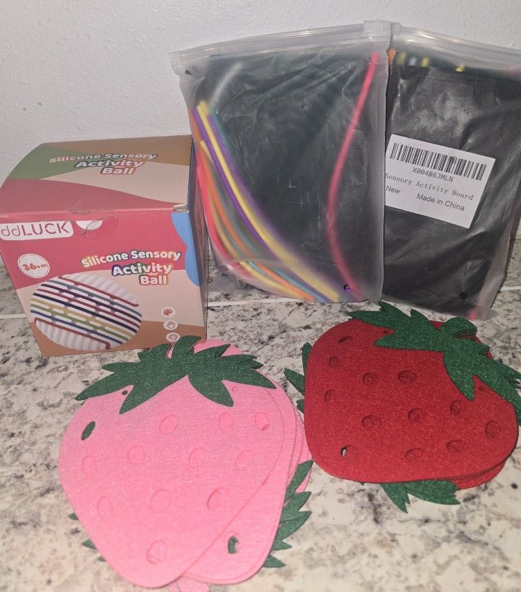 Sensory Kit: 1 Ball/2 Activity Boards/16 Felt Strawberries TK, Kinder 1st 2nd +