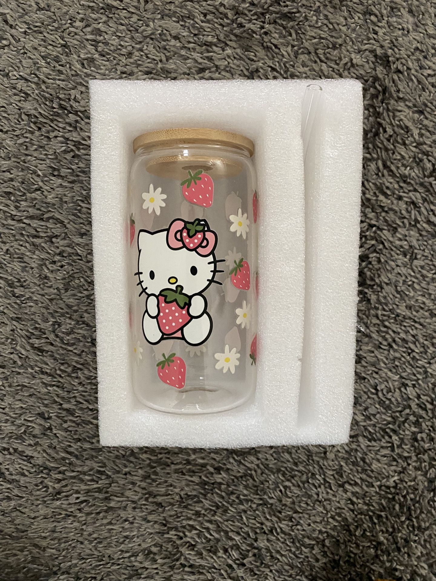 Hello Kitty Cup Blanket