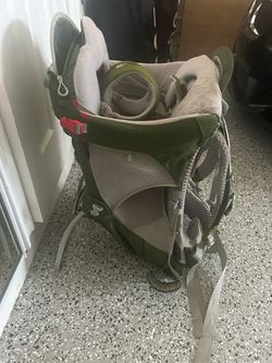 Osprey child carrier