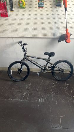 Razor BMX Bike   Runs, Needs TLC