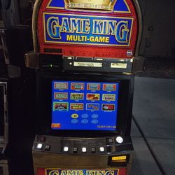 Slot Machine IGT Game King 19" LCD Video Poker Keno Slot Games Blackjack Gameroom Home Arcade Mancave Casino Collectible 