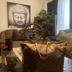Louis Vuitton Neverfull