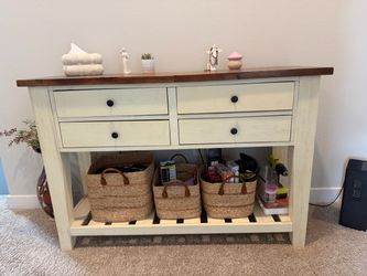 Farmhouse Console Table with Drawers