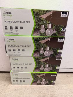Real Living LED Solar Glass Light Clip Set (4-Pack)