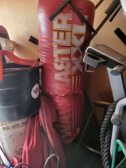 Wavemaster XXL Free Standing Hitting Bag