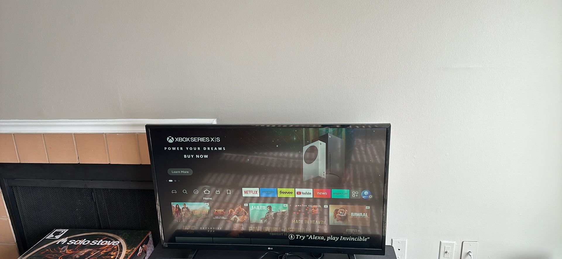 LG SMART TV 43”