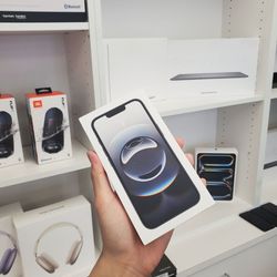 Apple iPhone 16e (Unlocked) - Brand New