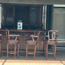 Spectacular Bar