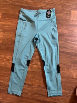 LuLaRoe Rise Fearless Capri leggings size medium
