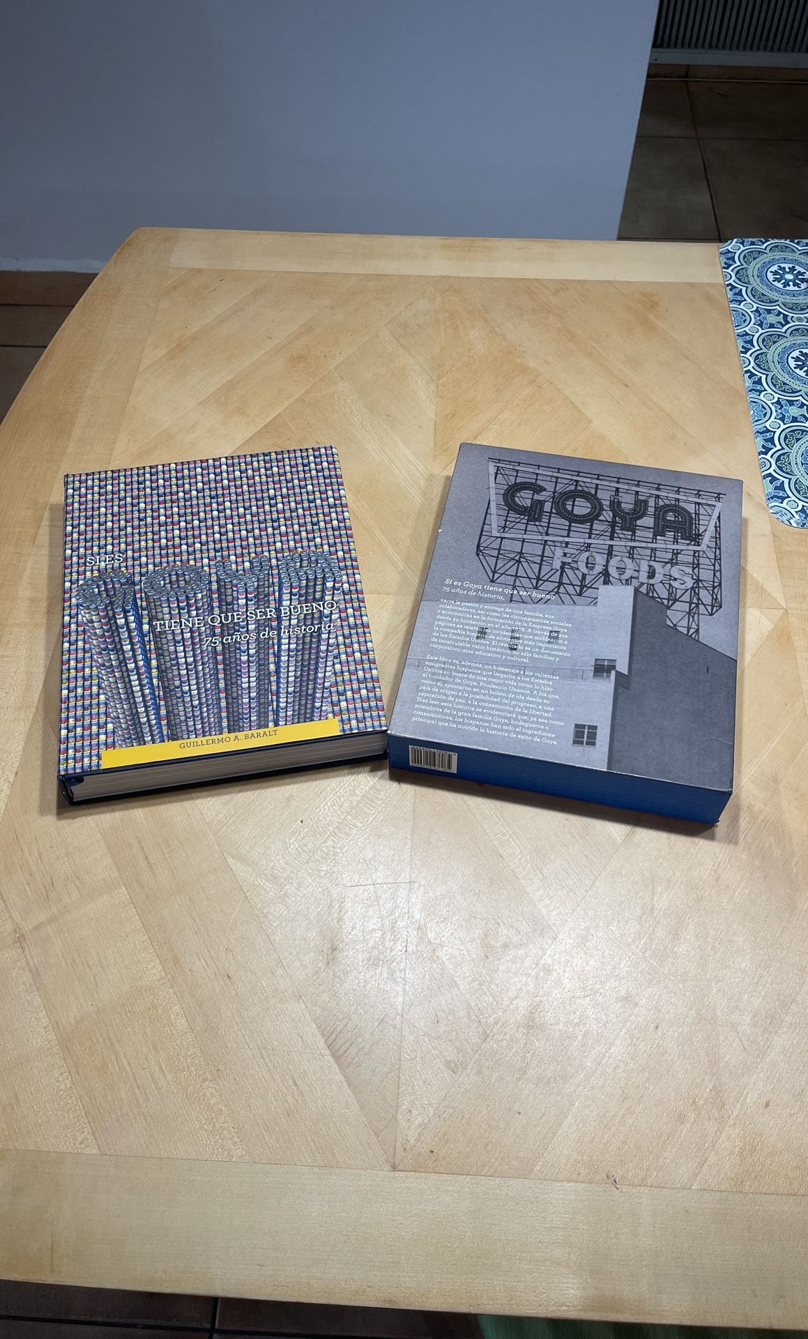 SI ES GOYA… Tiene Que Ser Bueno 75 Años De Historia (HC w/sleeve Cover)