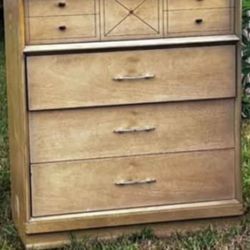 Beautiful Vintage Dresser