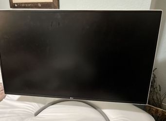 LG Monitor Full HD