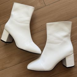 Women’s White Boots with Heels