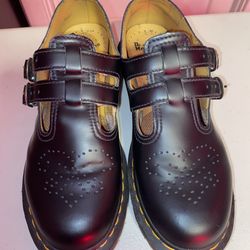 DR MARTENS MARY JANE 8065 Womens SIZE 10 US Smooth Leather Black Shoes