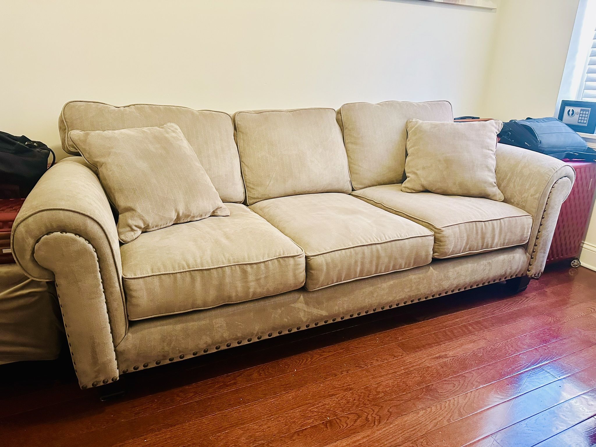 Traditional Beige Couch - Excellent Condition