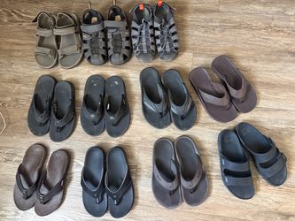 Men’s flip flops size 8
