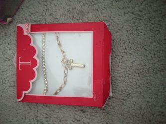Women Accessories And Eyelashes 