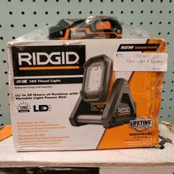 New Ridgid Flood Light+ 1.5 Battery