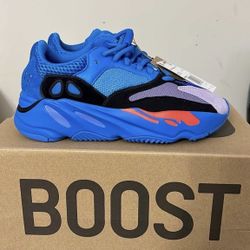 Yeezy Boost700 Hi-res