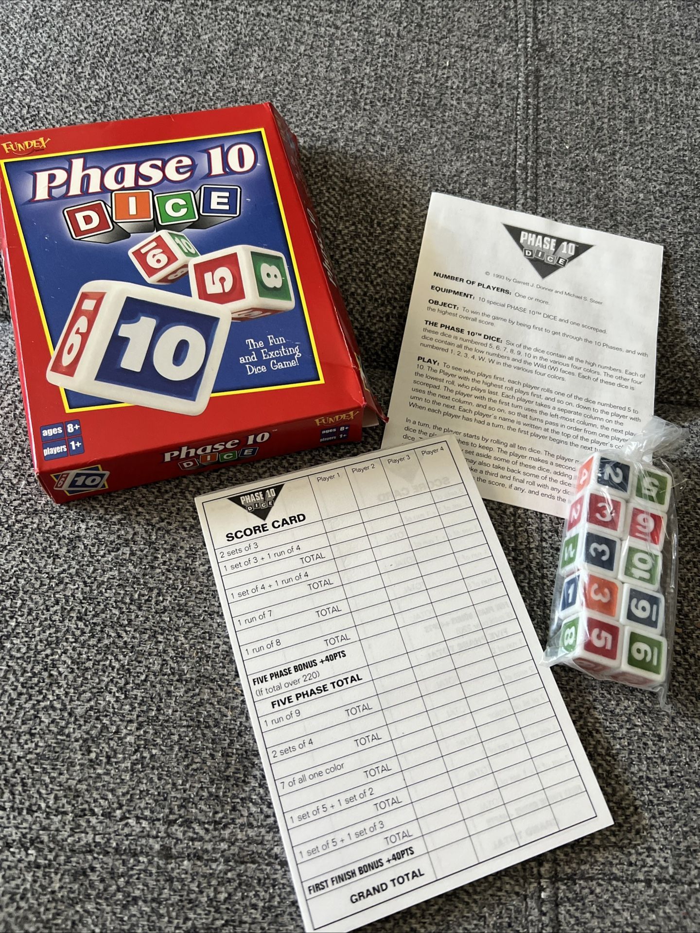 2001 Fundex Phase 10 Dice Game in Box W/ Score Pad(30+) & Instructions