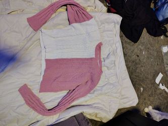 Cropped sweater size large