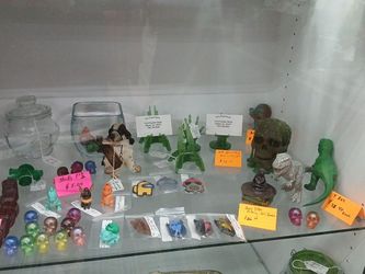 Resin items star skull poke astronaut