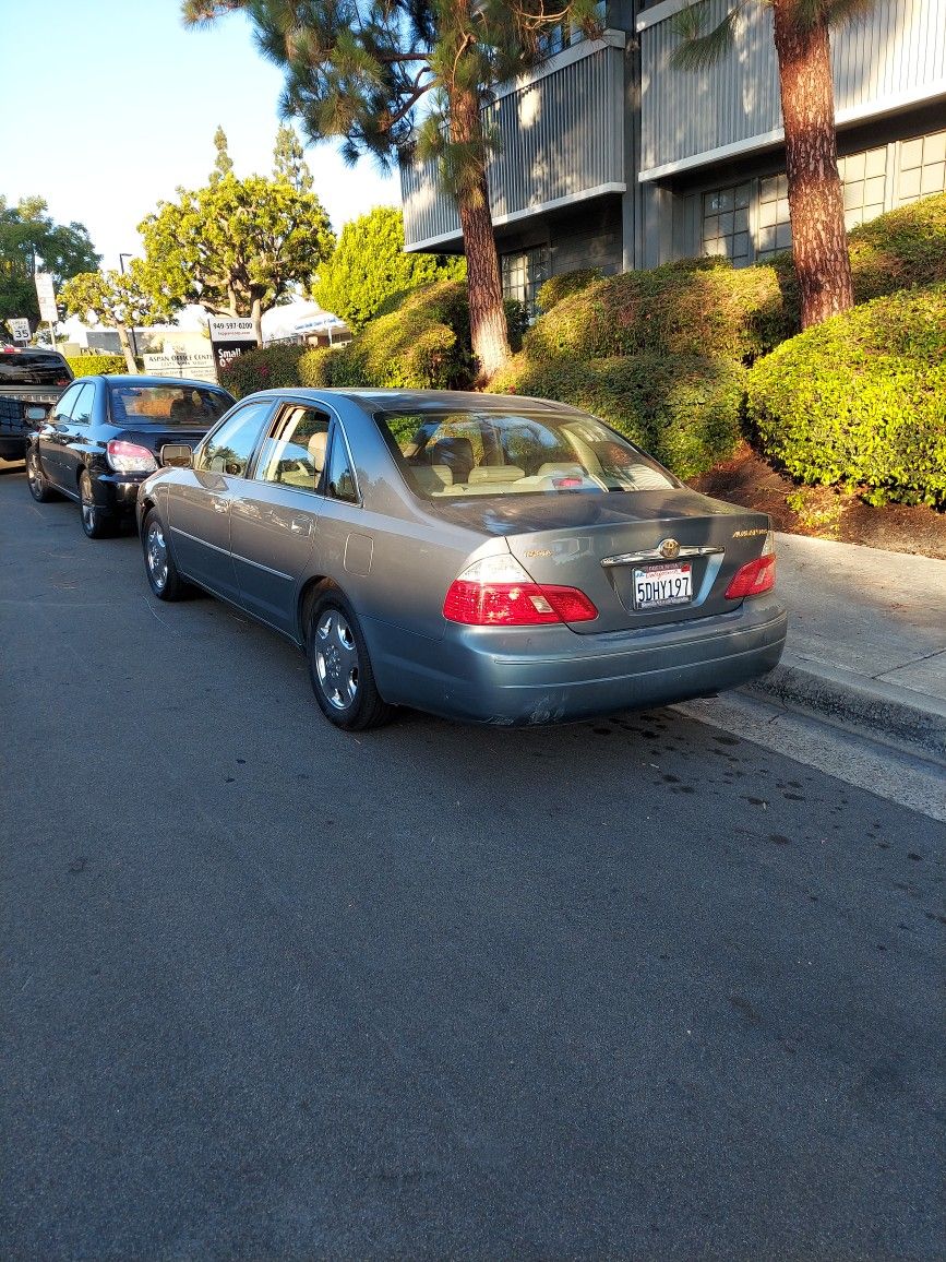 2003 Toyota Avalon