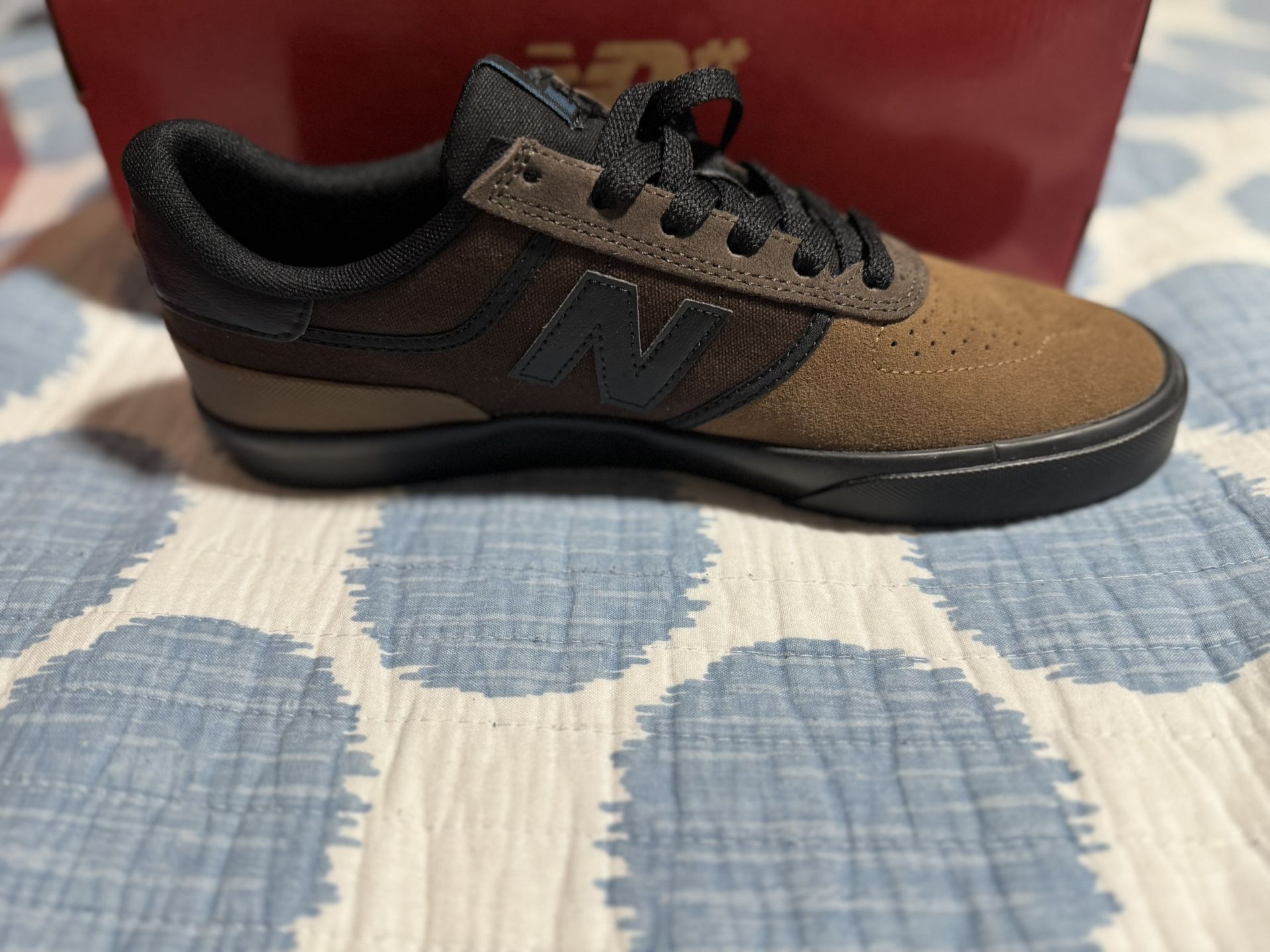 New Balance Size 9 Men