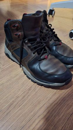 Johnston and Murphy waterproof mens boots Size 9.5 black/brown