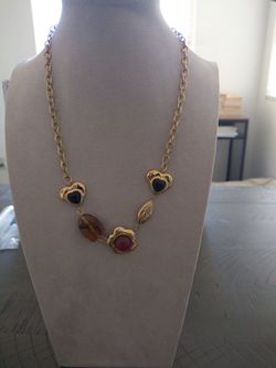 Brand New adjustable resin floral pendant necklace